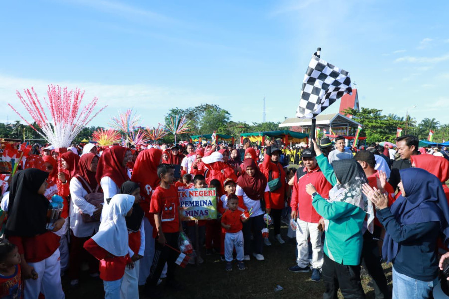 30 Tahun Kecamatan Minas, Bupati Afni Puji Kekompakan Masyarakat