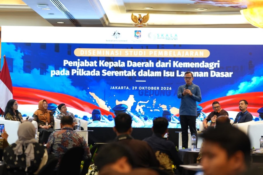 Wamendagri Bima Arya:Kepercayaan Rakyat Kunci Sukses Kepala Daerah