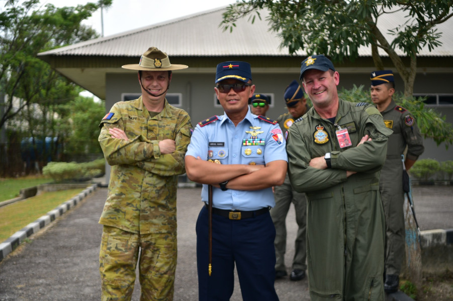 Latihan Gabungan Elang Ausindo 2025 Dimulai, Pesawat Tempur  F-35 Lightning II RAAF Tiba di Pekanbaru