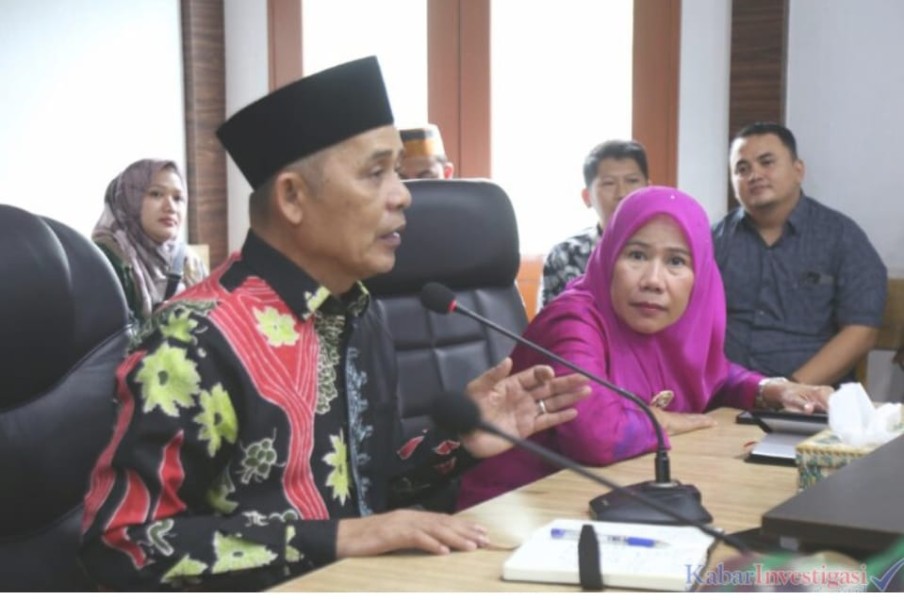 Bupati Inhil Tegaskan Pemasangan Portal Untuk Batasi Angkutan Berat di Jalan Lintas Rengat - Tembilahan
