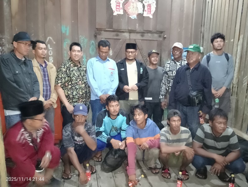 Suasana Haru Sambut Kepulangan 10 Nelayan Bagansiapiapi Setelah Dibebaskan APMM Malaysia
