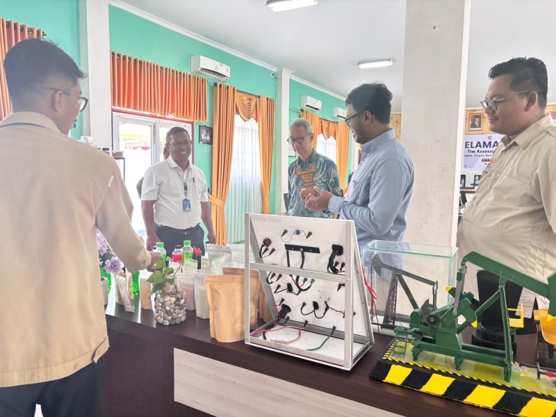 SMK Binaan Honda Riau Masuk 5 Besar Terbaik SMK Bisa se Indonesia