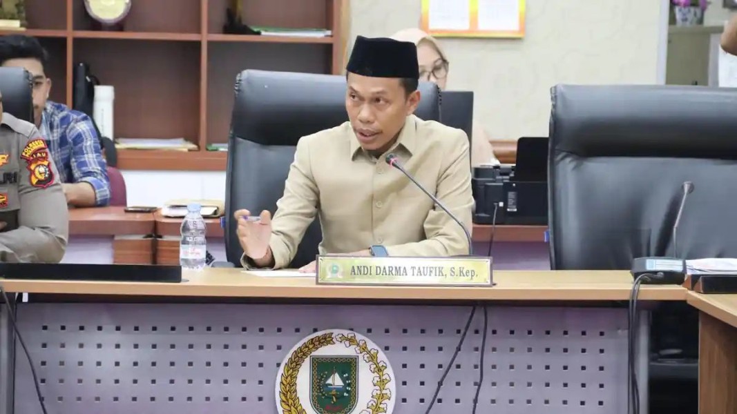 Polisi Diminta Awasi Informasi Hoaks Terkait Proses Hukum Pejabat Riau di KPK