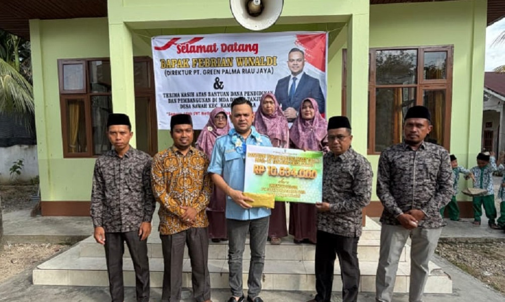 Dapat Bantuan dari Pebriyan Winaldi, Kepala MDTA Dusun Tanjung Desa Sawah Terharu