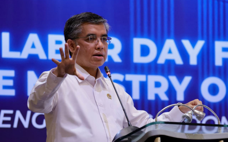 Menaker Tegaskan Kesempatan Kerja Tetap Terbuka di Tengah Tantangan Global