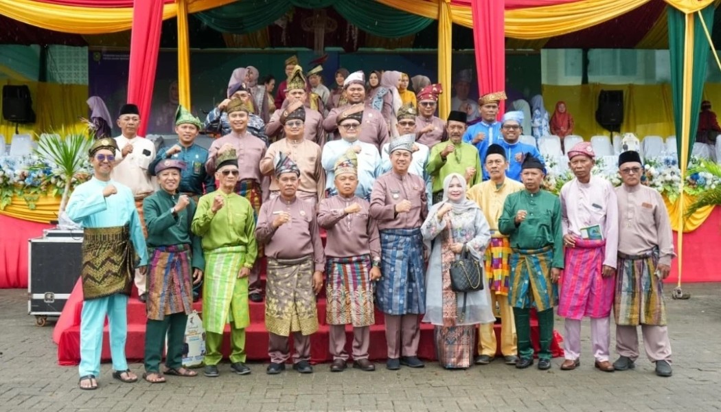 Bupati Asmar Pimpin Upacara Peringatan Hari Jadi ke-17 Kabupaten Kepulauan Meranti