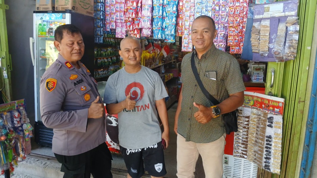 Minggu Pagi yang Humanis! Kapolsek Kampar Patroli Sosial, Sapa Warga dan Beri Semangat UMKM Lokal!