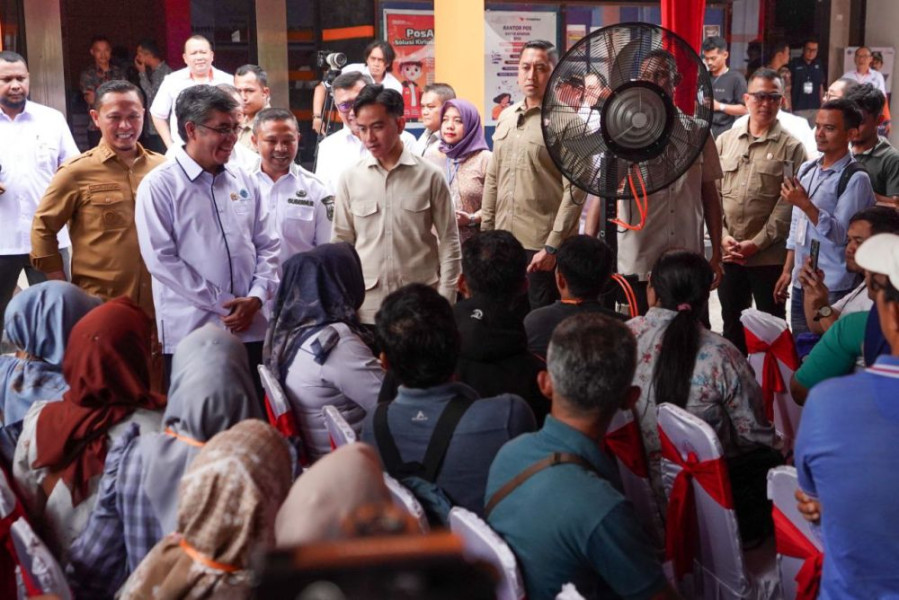 Wapres Gibran dan Menaker RI, Tinjau Penyaluran Subsidi Upah (BSU) Pekerja di Pekanbaru