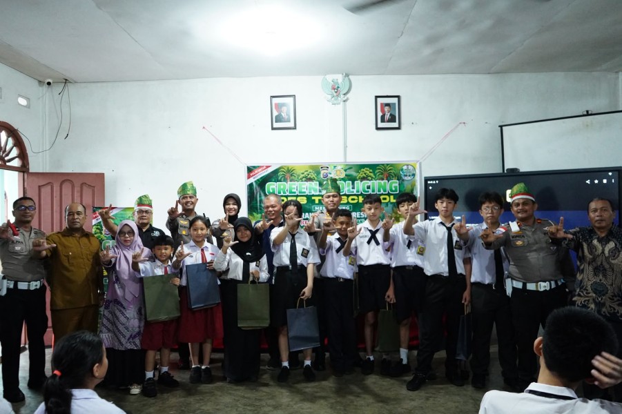 Dukung Program Green Policing Kapolda Riau, Kapolres Meranti Goes To School di Sekolah Patria Dharma Selatpanjang