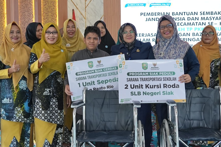 PKK Siak Bersama Baznas dan BSP Salurkan Sembako untuk Keluarga Pra-Sejahtera