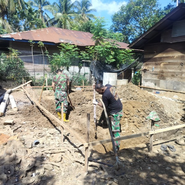 Satgas TMMD Ke-129 Kodim 0102/Pidie Mulai Gali Pondasi Rumah Nyak Ubit, Wujudkan Hunian Layak bagi Warga Kurang Mampu