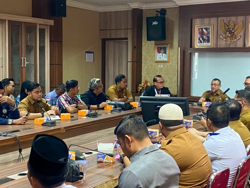 Sekdako Dumai Pimpin Rapat Persiapan Aksi Bela Palestina dan Konser Amal Bersama Wali Band