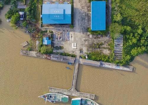 Bupati Herman Instruksikan Penertiban Gudang Kayu di Pelabuhan Parit 21