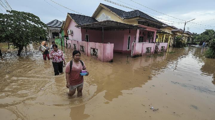 BMKG: Siaga Hujan Lebat di Sumatera 3 Hari ke Depan