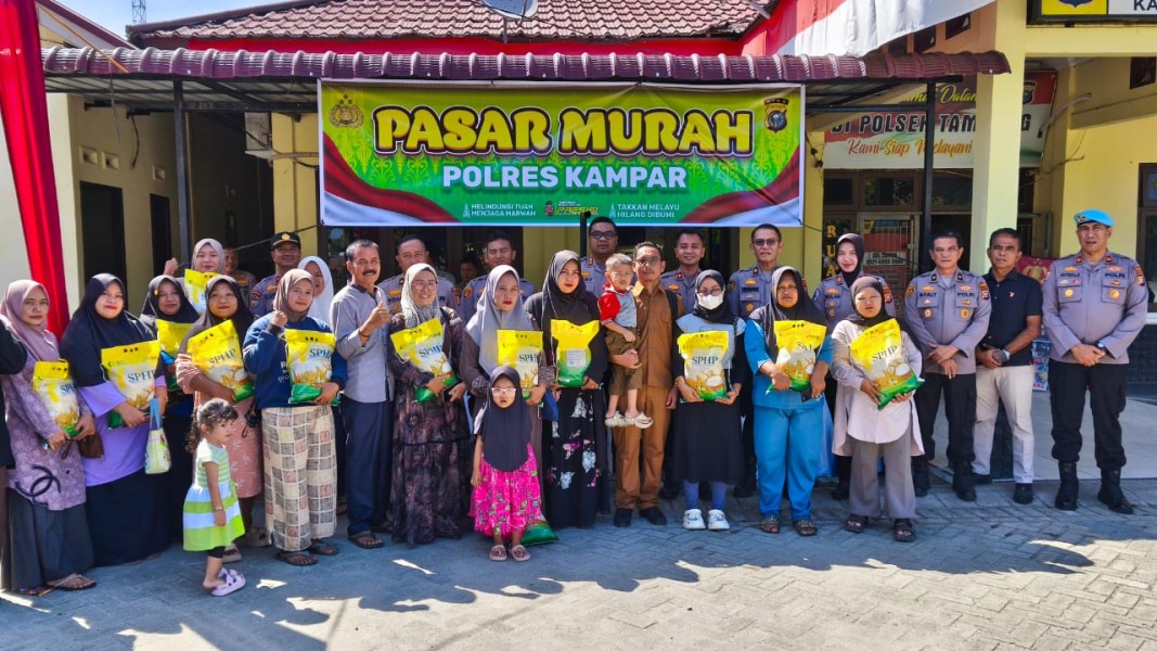 Kapolres Kampar Hadir di Polsek Tambang, Pasar Murah Polres Kampar Sediakan Beras Terjangkau untuk Masyarakat