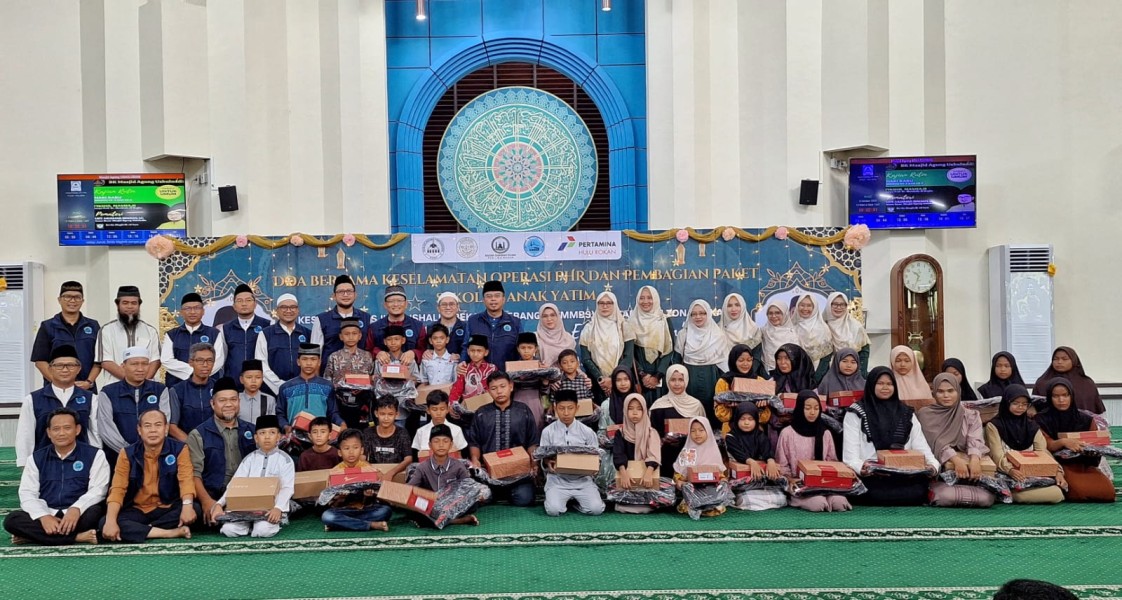 Wujud Peduli, PHR dan KMMBS Salurkan 695 Paket Sekolah ke Anak-anak Yatim