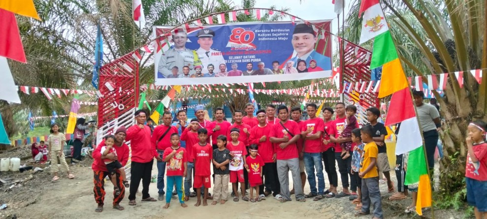 Semangat Persatuan di Tengah Kebun Sawit, Warga Segati Gelar Pesta Rakyat HUT RI Ke-80