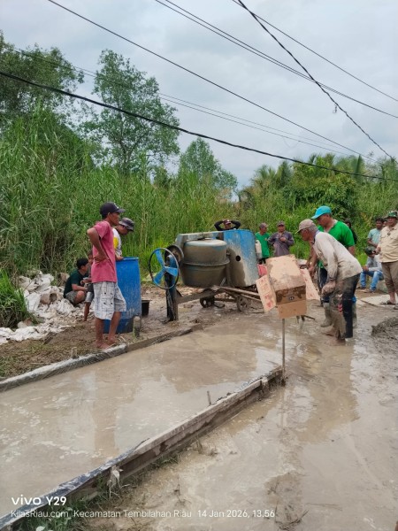 Swadaya Masyarakat dan DPRD Inhil, Jalan Penghubung Emban Sari–Kampung Baru Terbangun