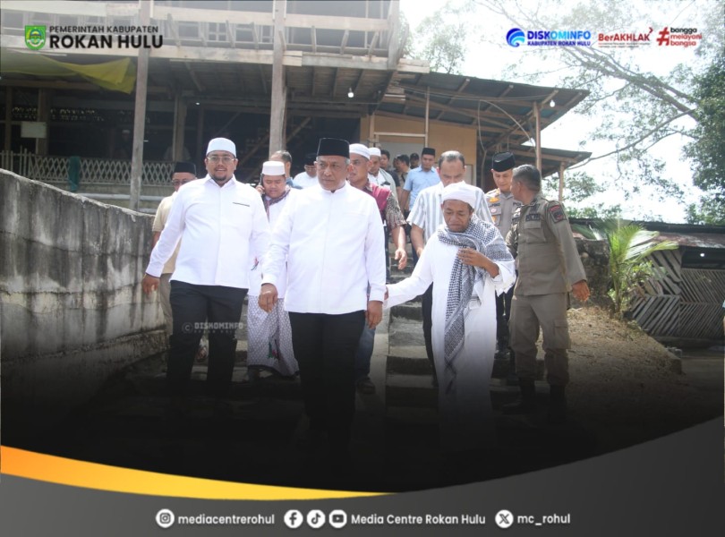 Jelang Ramadan, Bupati Anton Hadiri Penutupan Lubuk Larangan dan Serahkan Ribuan Bibit Ikan di Desa Kabun