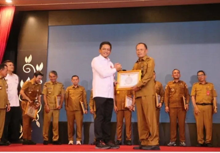 Wawako Azhar Terima Surat Registrasi Tim Tanggap Insiden Siber Dari BSSN
