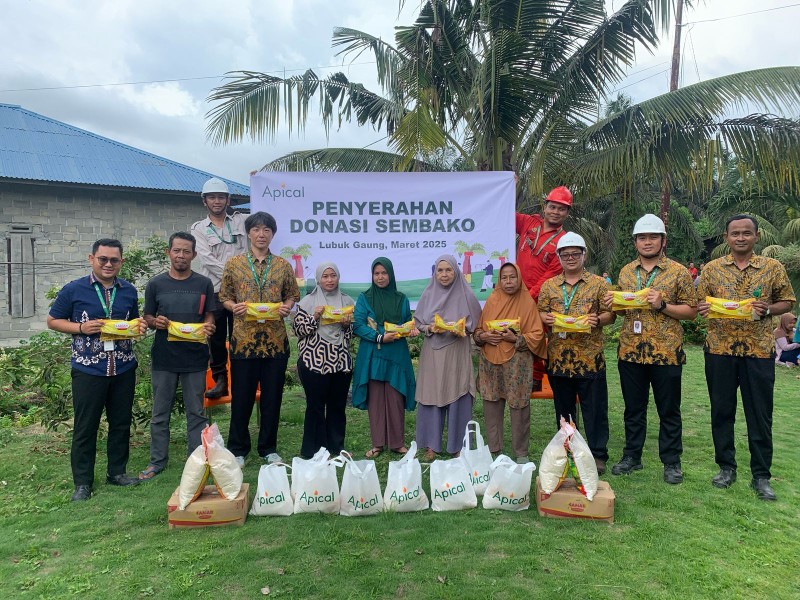 Berkah Ramadhan, Apical Salurkan Ribuan Sembako untuk Masyarakat di Dumai