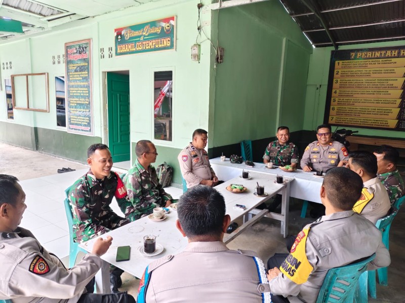 Kolaborasi Hebat! TNI dan Polri di Tempuling Satu Komando Jaga Ketertiban Masyarakat