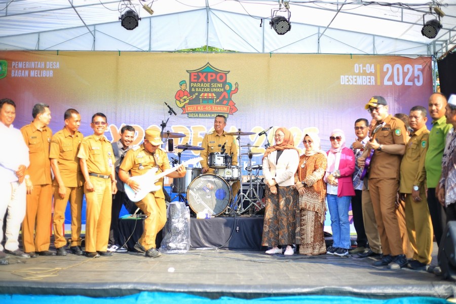 Wabup Meranti Apresiasi Expo Desa dan Parade Seni Desa Bagan Melibur