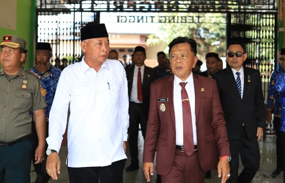 Pasca Kebakaran, Bupati Asmar Pastikan Aktivitas Belajar di SMAN 1 Tebingtinggi Tetap Berjalan
