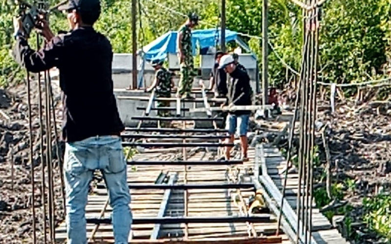 Pembangunan Jembatan Gantung Garuda Sungai Sembilan Terus Dikebut TNI Kodim 0320 Dumai