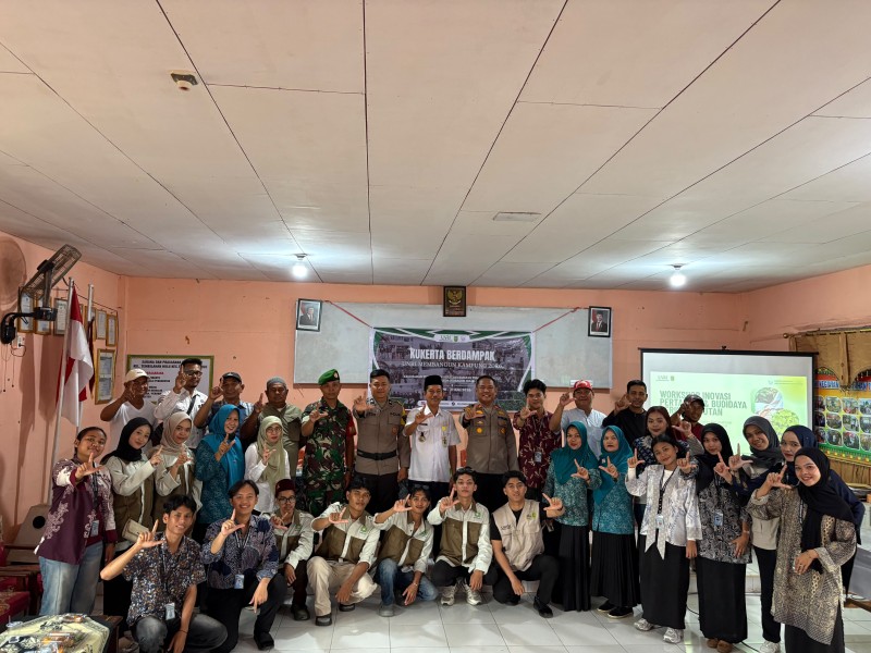 Kapolsek Tembilahan Hulu Hadiri Sosialisasi Pengolahan Limbah dan Budidaya Azolla Bersama Mahasiswa KKN UNRI