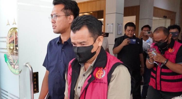 Fee Proyek 1 Persen Terbongkar, Tiga Pejabat Pengadaan Siak Ditahan, Rp421 Juta Disita
