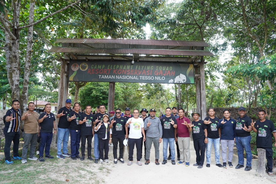 Kapolda Riau Kunjungi Taman Nasional Tesso Nilo, Tegaskan Komitmen Lindungi Gajah dan Lingkungan