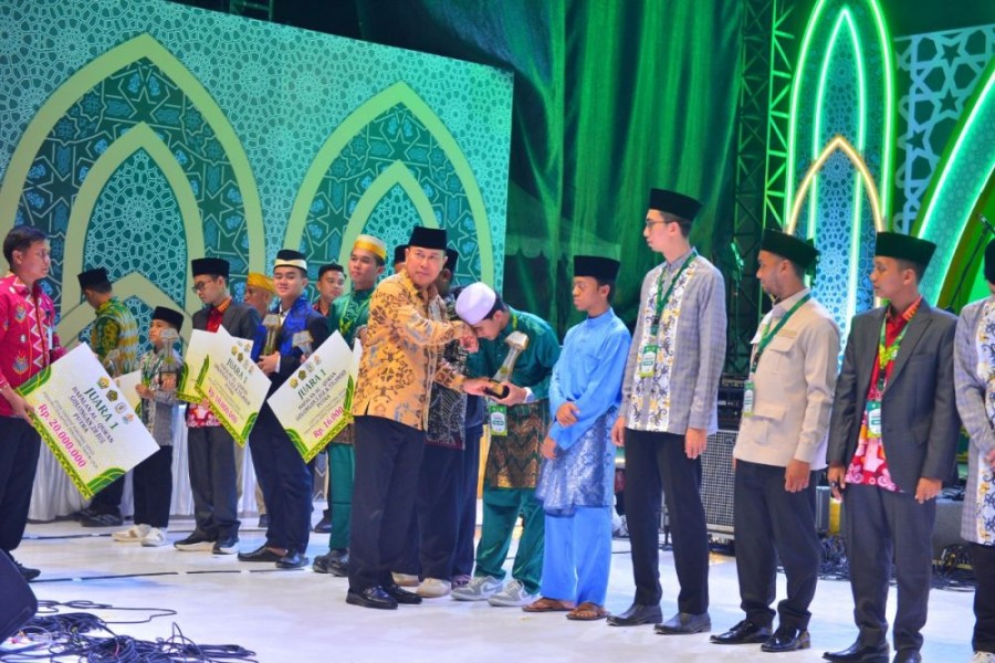 Pemprov Riau Siapkan Bonus Ratusan Juta untuk Qori dan Qoriah Berprestasi di STQH Nasional Kendari