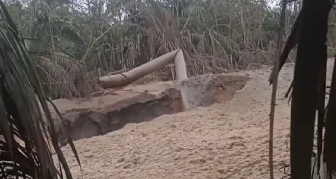 Pipa Gas Meledak Tengah Malam, Warga Desa Tani Makmur Mengungsi Dalam Kepanikan