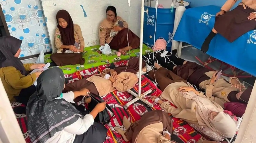 Puluhan Siswa di Tapung Hulu Diduga Keracunan MBG, Wabup Kampar Minta SPPG Disuspend