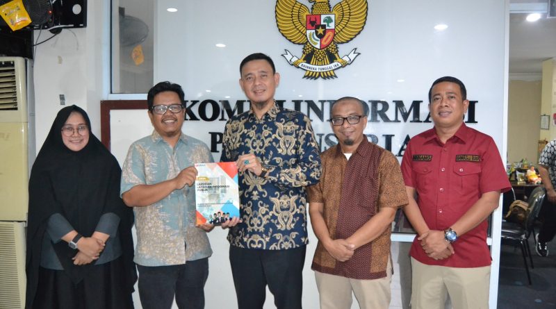 Wujud Komitmen Keterbukaan Informasi Publik, Bawaslu Riau Rampungkan Pengisian SAQ 2025