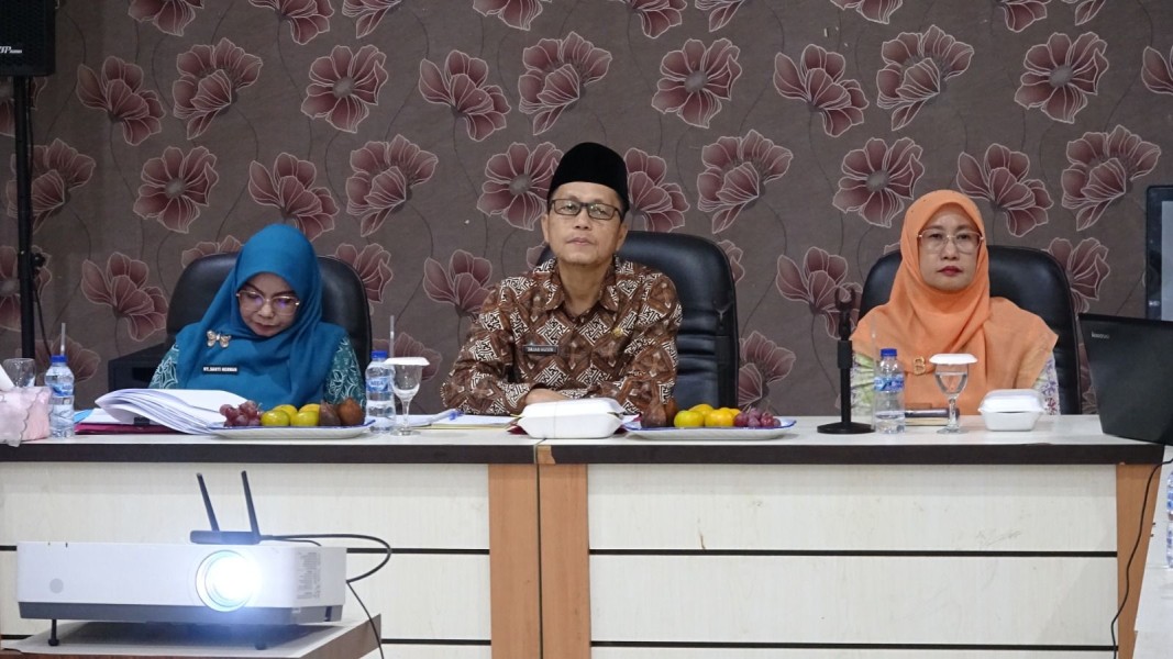 H. Fajar Husen Bersama Hj. Katerina Pimpin Pendampingan Penyusunan GPDK dan PJPK