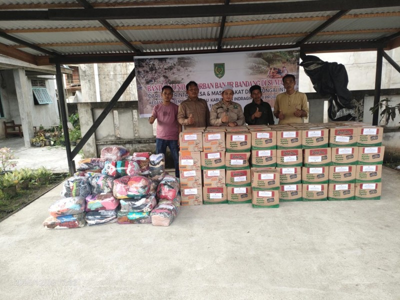Pemdes Sungai Intan Salurkan Bantuan untuk Korban Bencana di 3 Provinsi