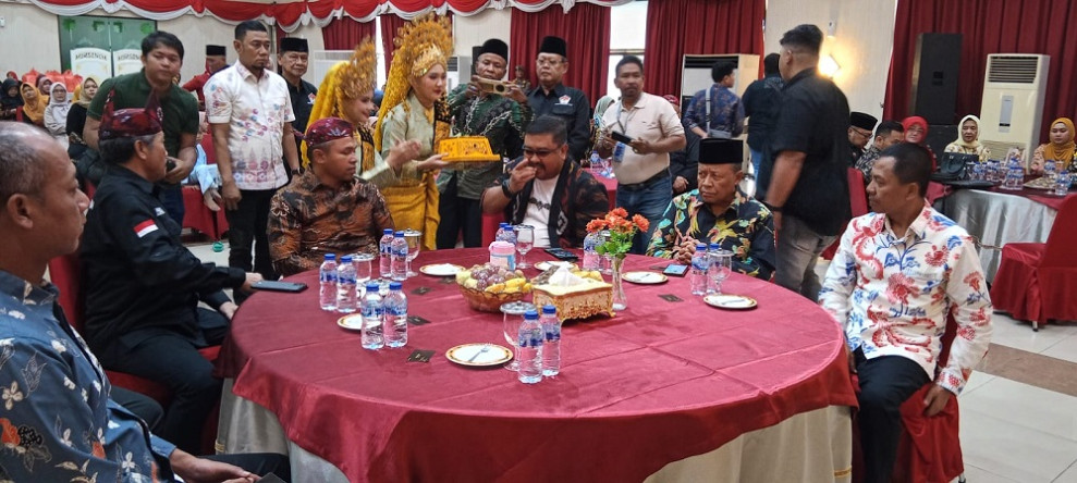 Pengurus DPP Permasa Jatim Dilantik, Gubri Diberi Gelar Kehormatan Gus
