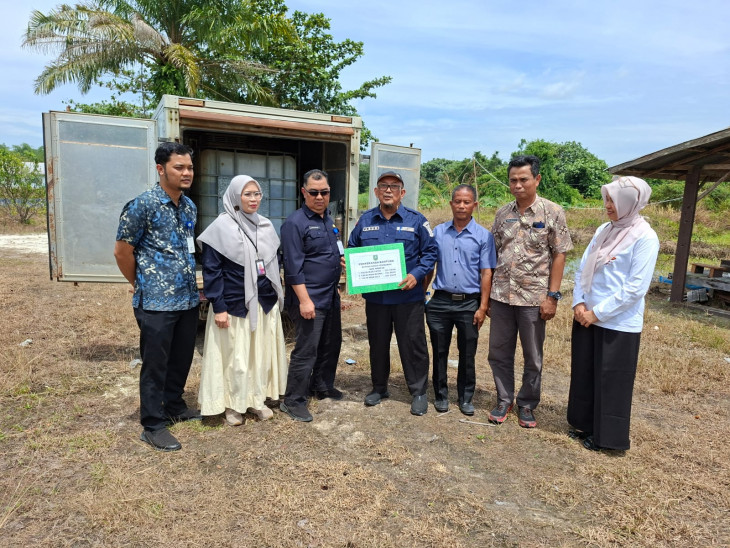 DKP Riau Serahkan Bantuan Calon Induk Ikan ke Pemkab Kampar