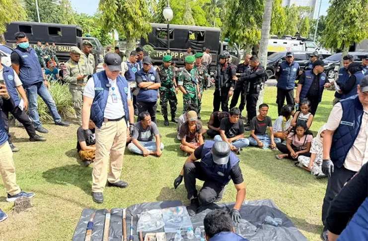 Operasi Gabungan BNN, Obrak-abrik Kampung Narkoba Pangeran Hidayat Pekanbaru