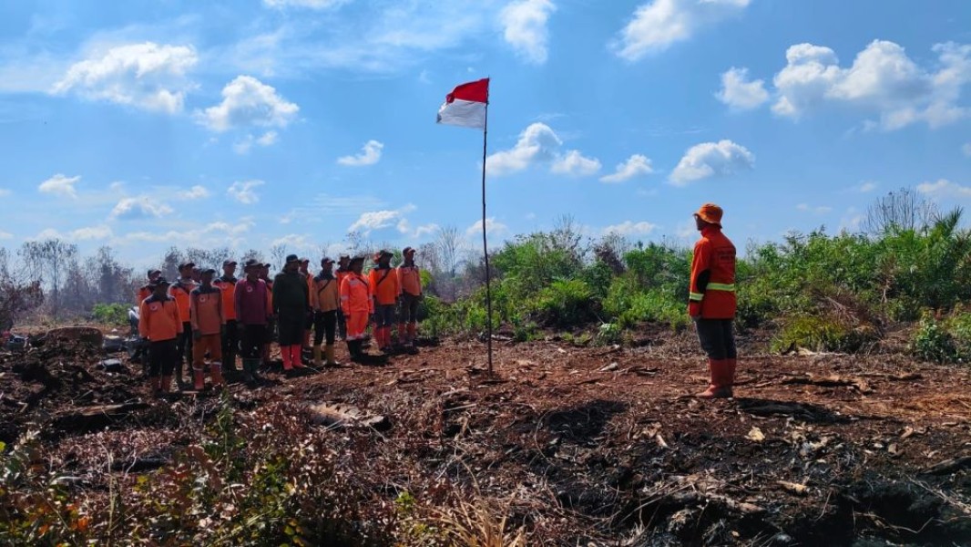 Upacara Singkat Penuh Makna: BPBD Rayakan HUT RI di Tengah Karhutla Rohil Riau