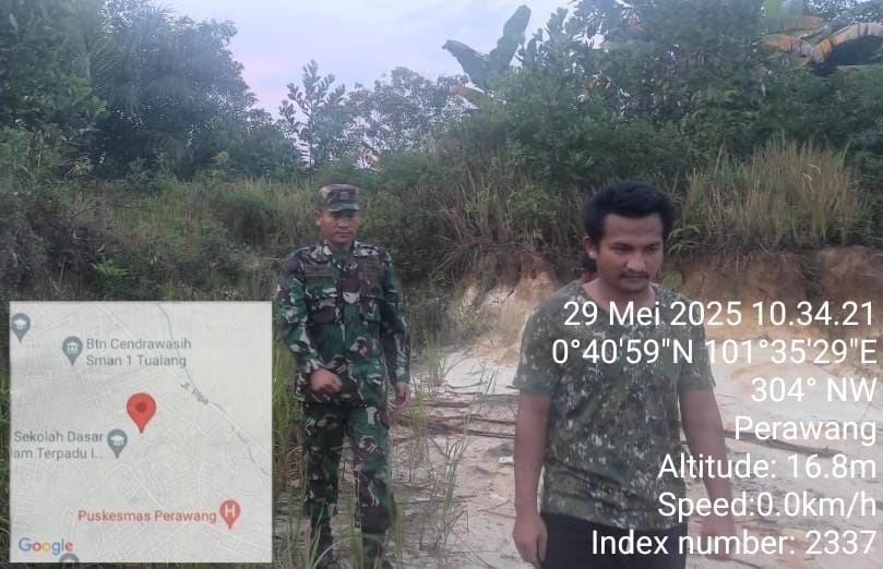 Babinsa Koramil 04/Perawang Terus Gencarkan Patroli Rutin Pencegahan Karhutla