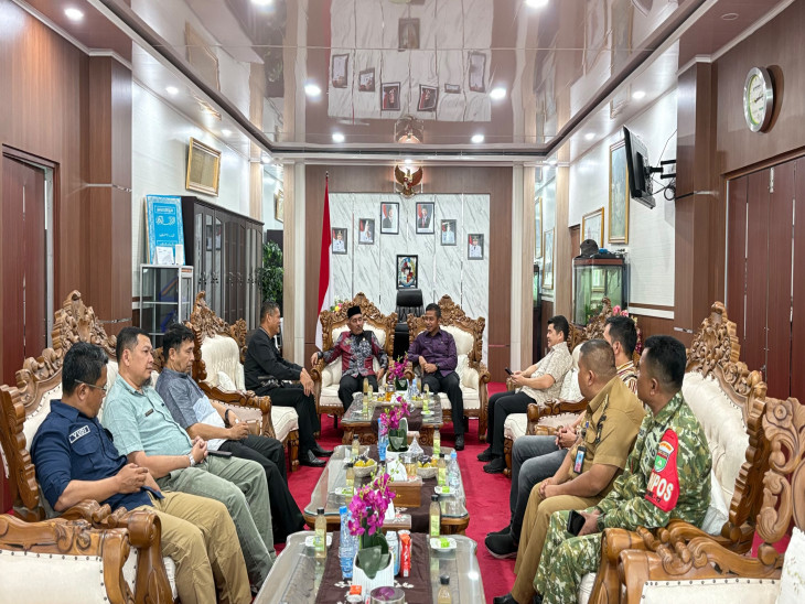 Pemkab Kampar dan Pemkab Lima Puluh Kota Perkuat Sinergi Bahas Penanganan