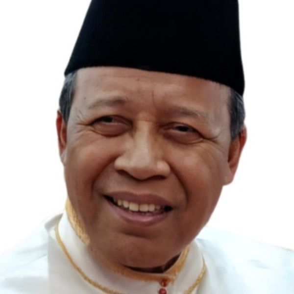 Membangun Kepercayaan Publik