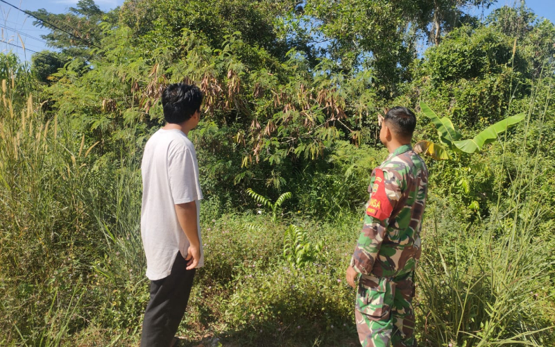 Patroli Karhutla Babinsa Jaya Mukti Disertai Pendampingan Budidaya Ikan Lele