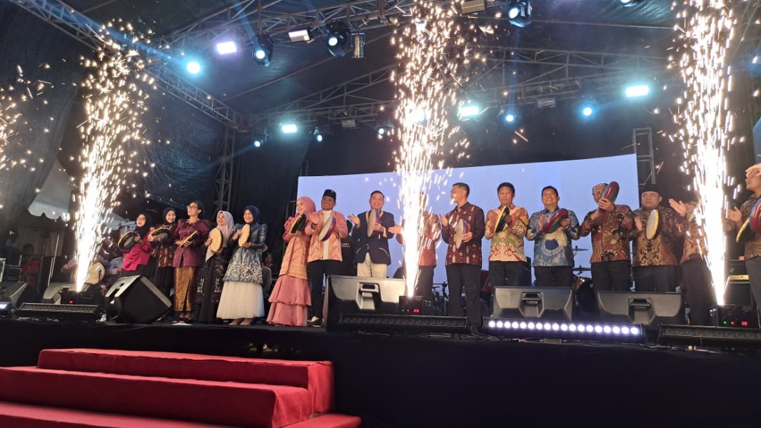 Helat Pelalawan 2025 Resmi Dibuka, Bupati Zukri: Banyak Hal Besar Bisa Kita Wujudkan Bersama