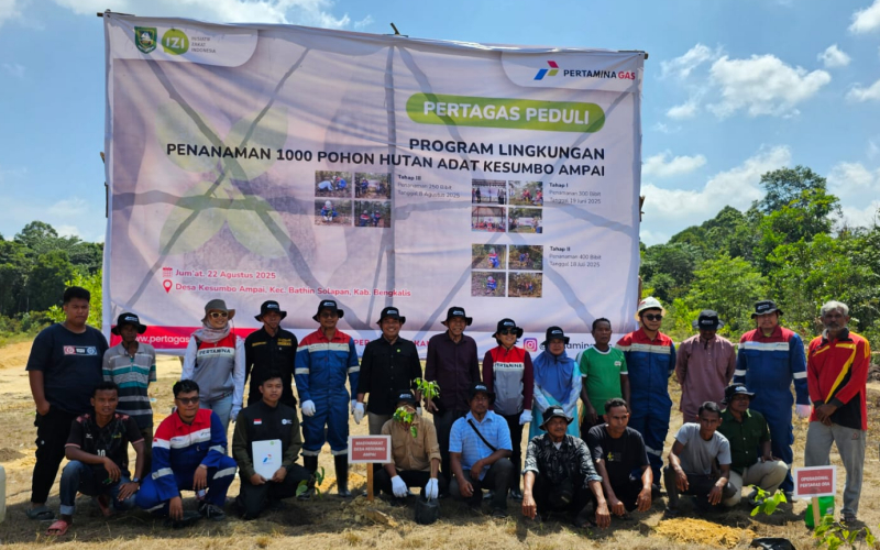 Lestarikan Hutan Adat, Pertagas Tanam 1000 Pohon Bersama Suku Sakai Bekalar