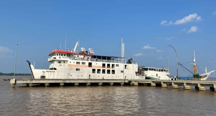 Kado Milad Inhil Nyaris Jadi Pajangan, KMP Barembang Kini Dihantam Isu Penarikan