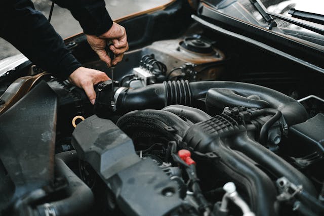 Tips Merawat Mobil agar Tidak Cepat Turun Mesin